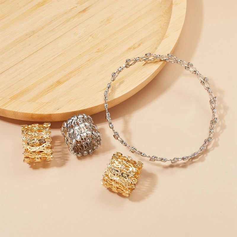 2-in-1 Stylish & Flexible Magic Stretch Ring Bracelet for Women – Creative Adjustable Jewelry Accessory